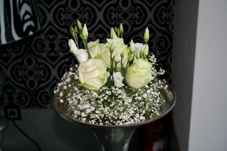Silver wedding floristry