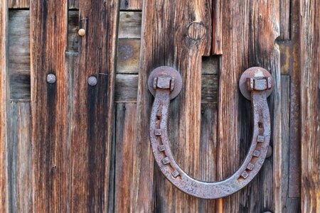 Barn luck handle