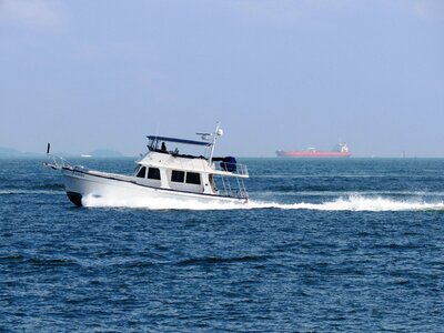 Speed boat leisure motor photo