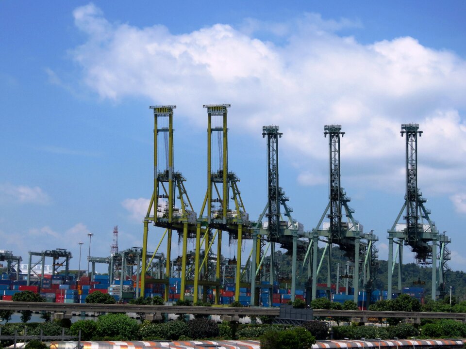 Ship harbor industry