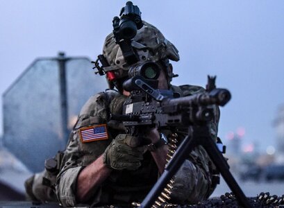 Us army machine gun scope photo