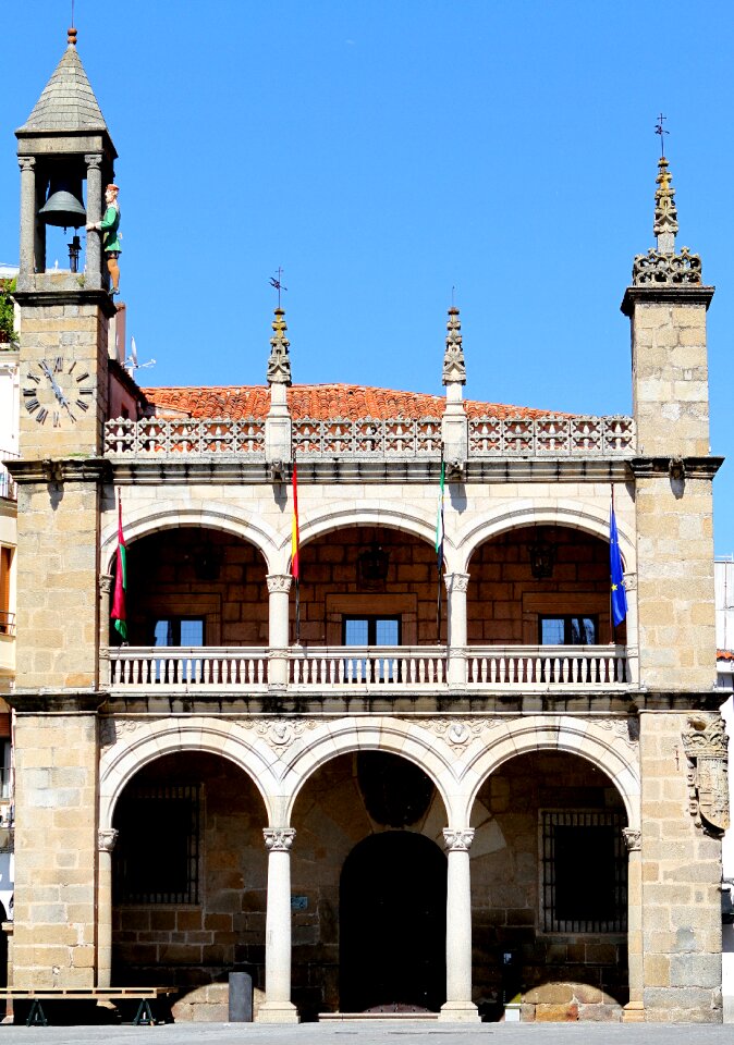 Extremadura plaza building