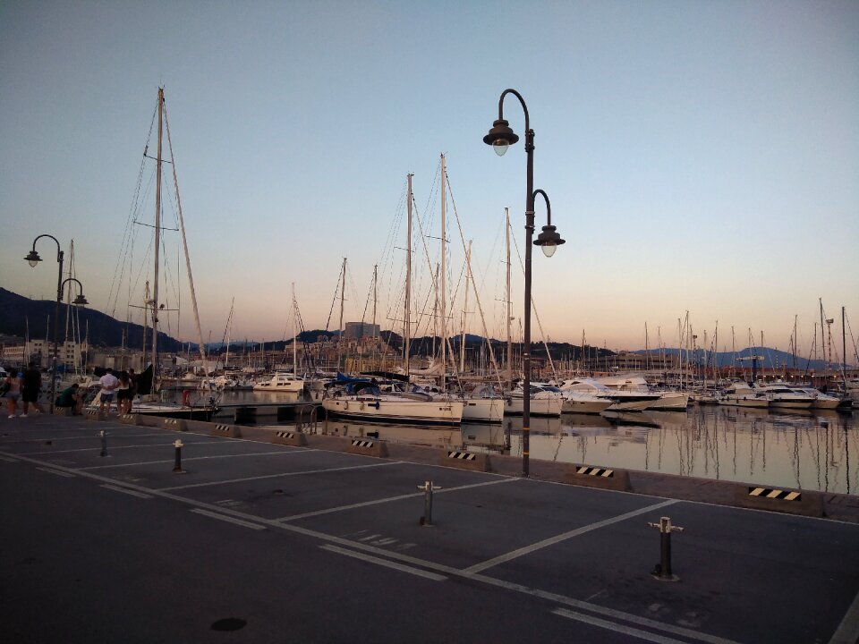 Marina ships parking facilities