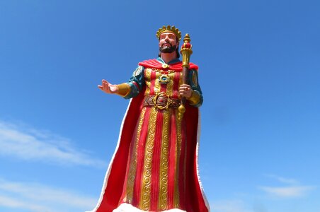 Royalty crown kingdom