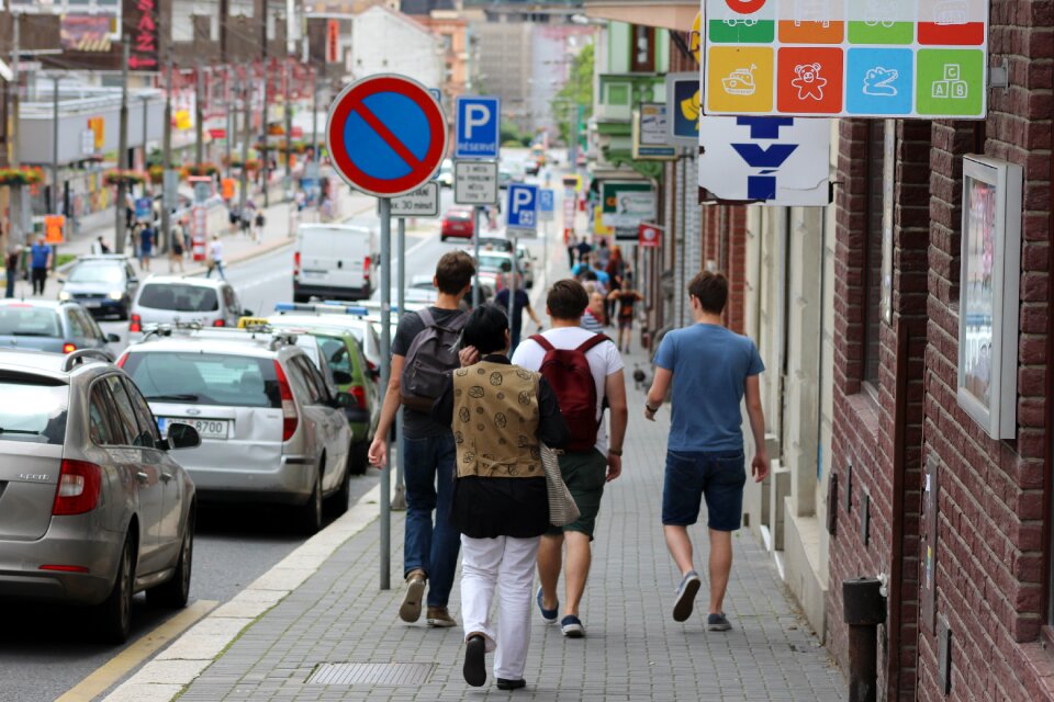 Day pedestrian sidewalk