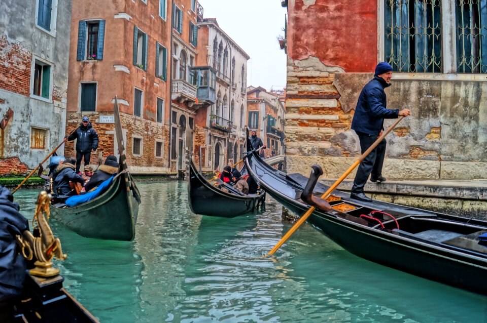 Gondolas cities architecture