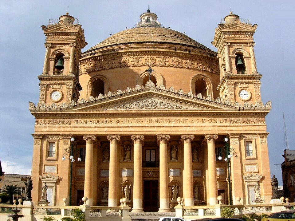 Malta dome church photo