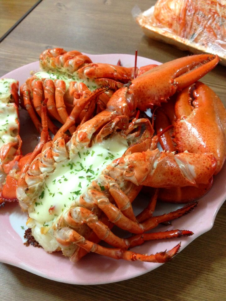 Cooking sea cucumber gift lobsters