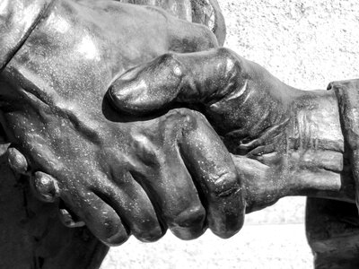 Bronze bronze statue plaza