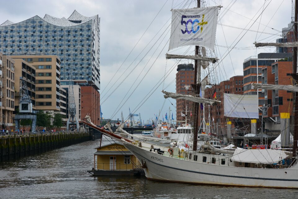 Hamburg north church harbour city