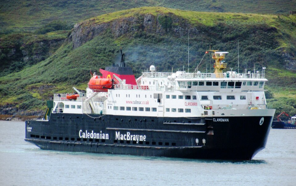 Calmac caledonian macbrayne