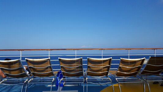 Vacations sun loungers morgenstimmung