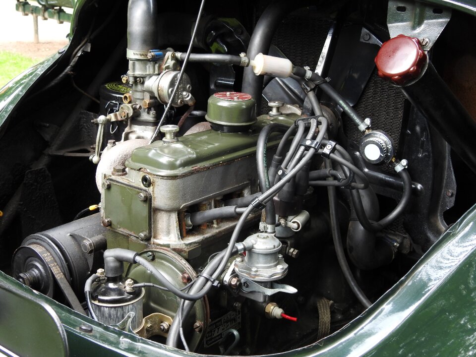 Vehicle engine compartment automotive