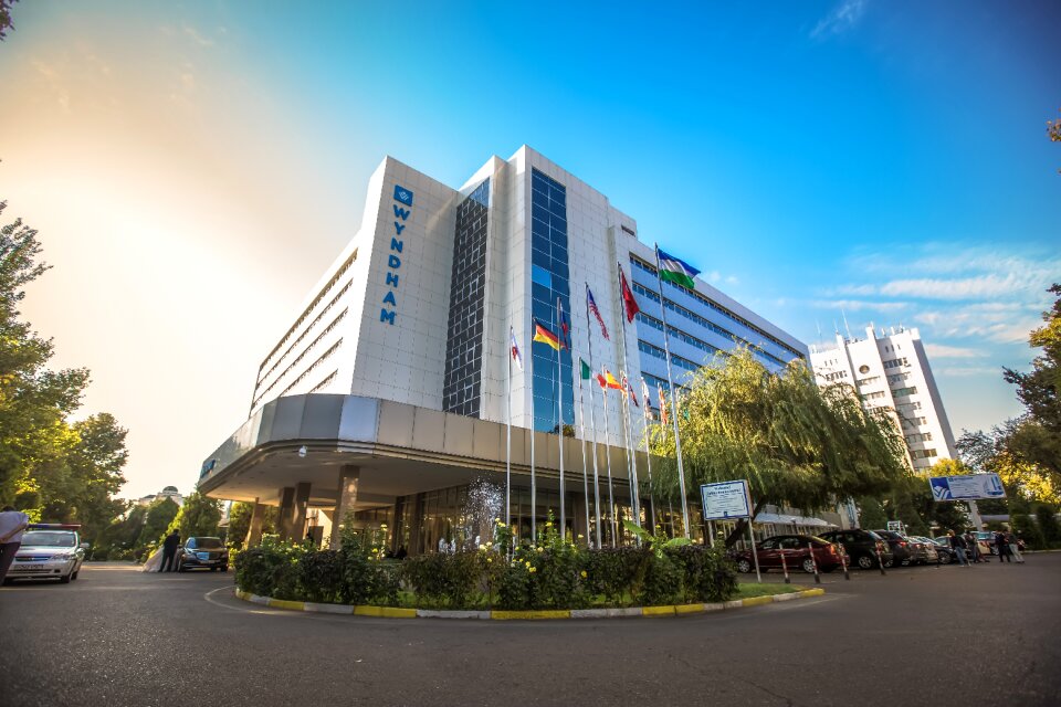 Wydham hotel tashkent