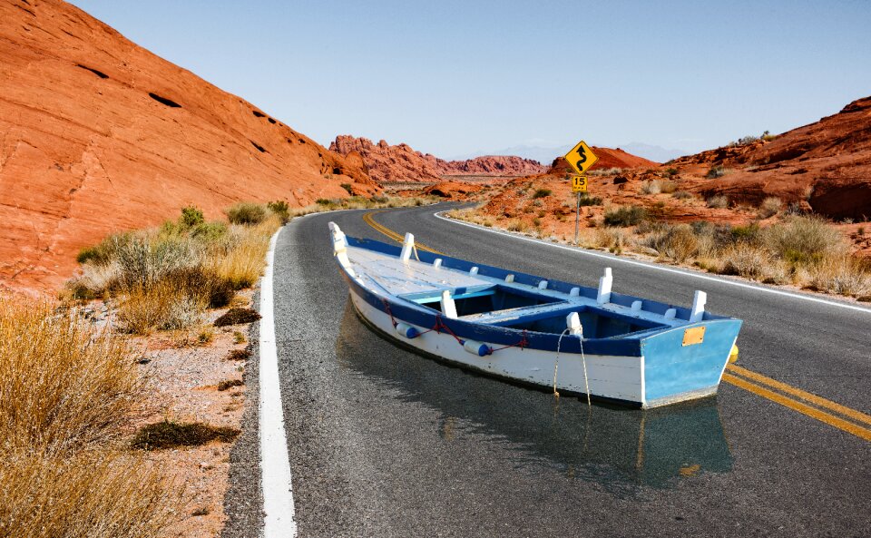 Desert water contrast