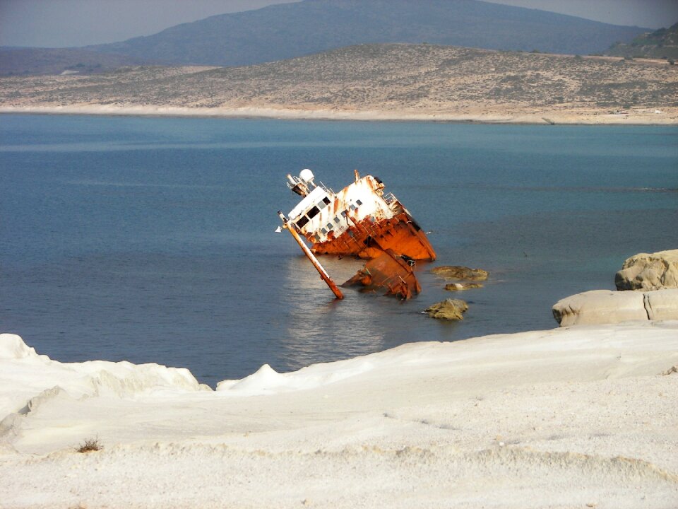 Cyclades island hopping wreck
