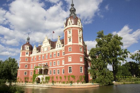 Fürst-pückler-park bad muskau castle park photo