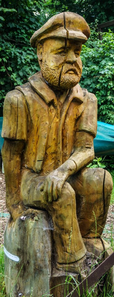 Figure holzfigur carvings