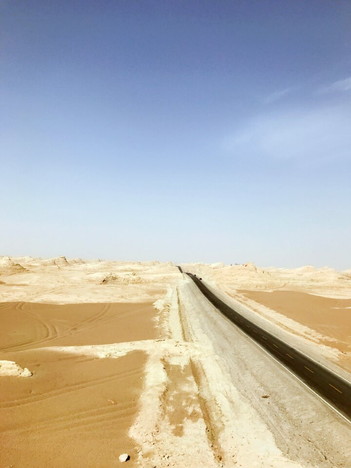 Serenity stretching desert
