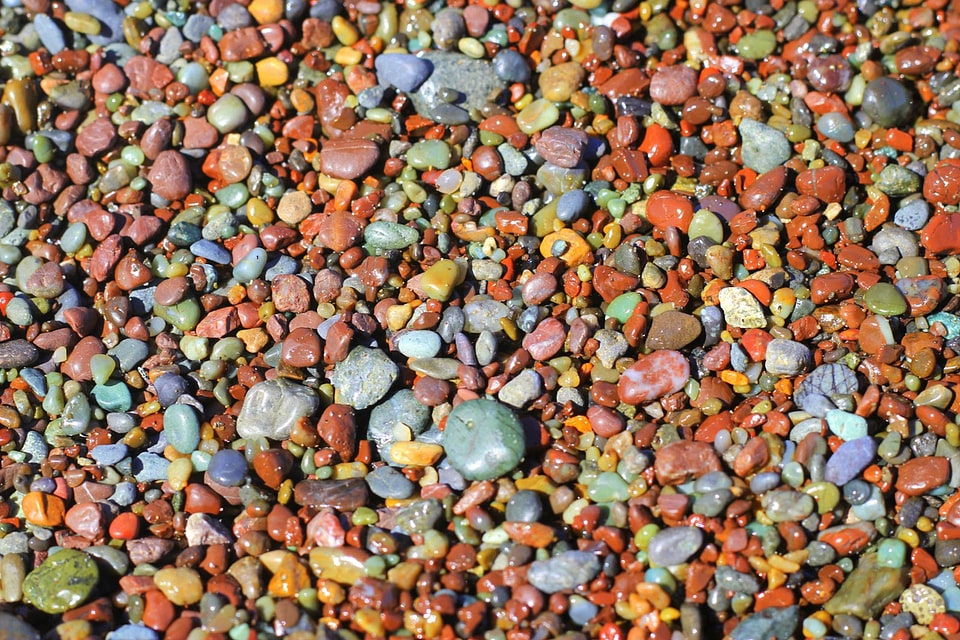 Summer stones round