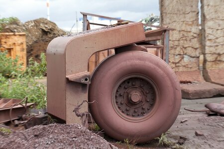 Wheel metal recycling