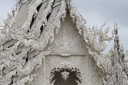 Building temple chiang rai