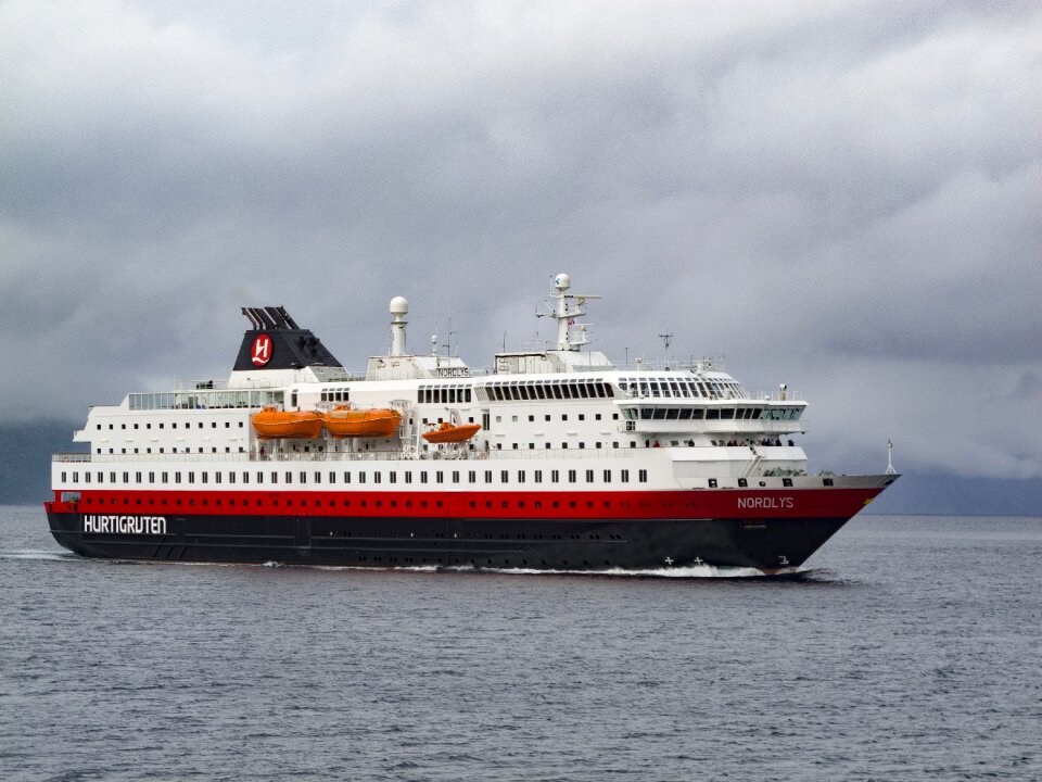 Boat ship