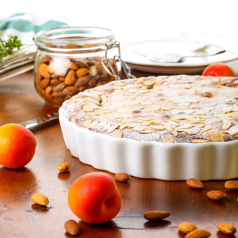 Almonds lemon thyme baking