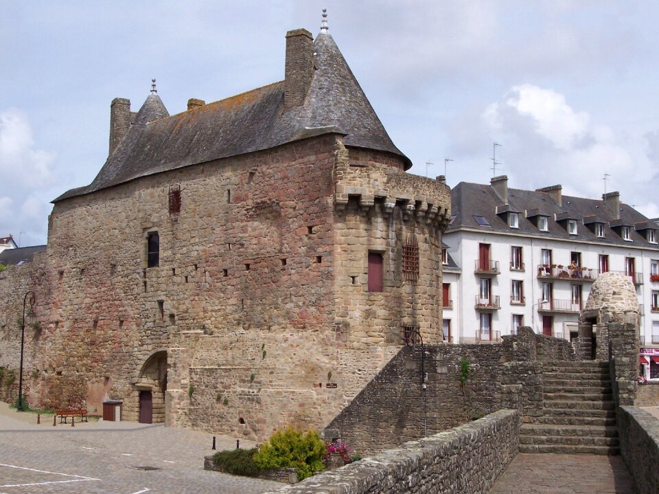 Castle hennebont morbihan