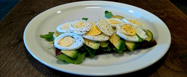 Avocado bread vegetarian