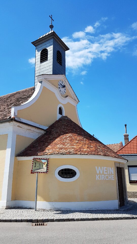 Jetzelsdorf church wine church