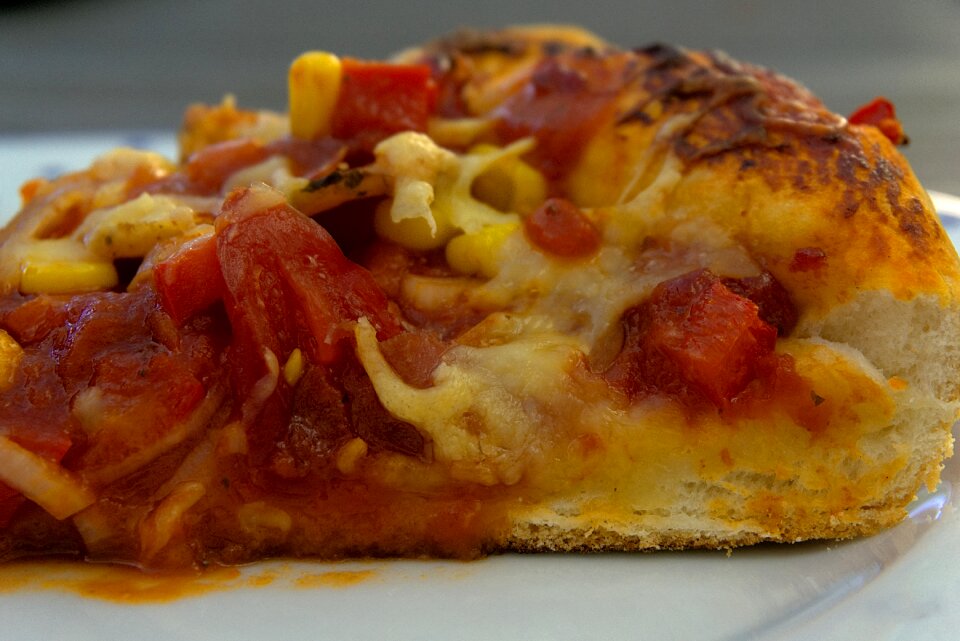 Barbecue dutch oven scalloped