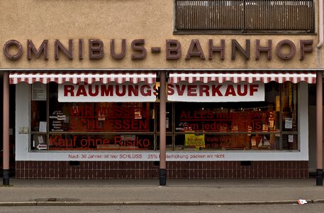Business closure sale