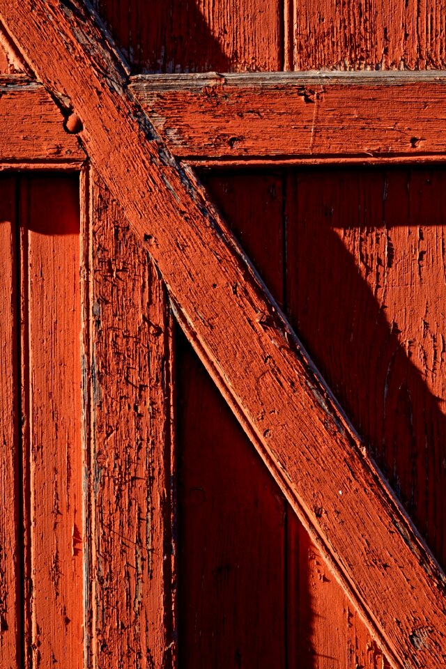 Barn deleted red wood