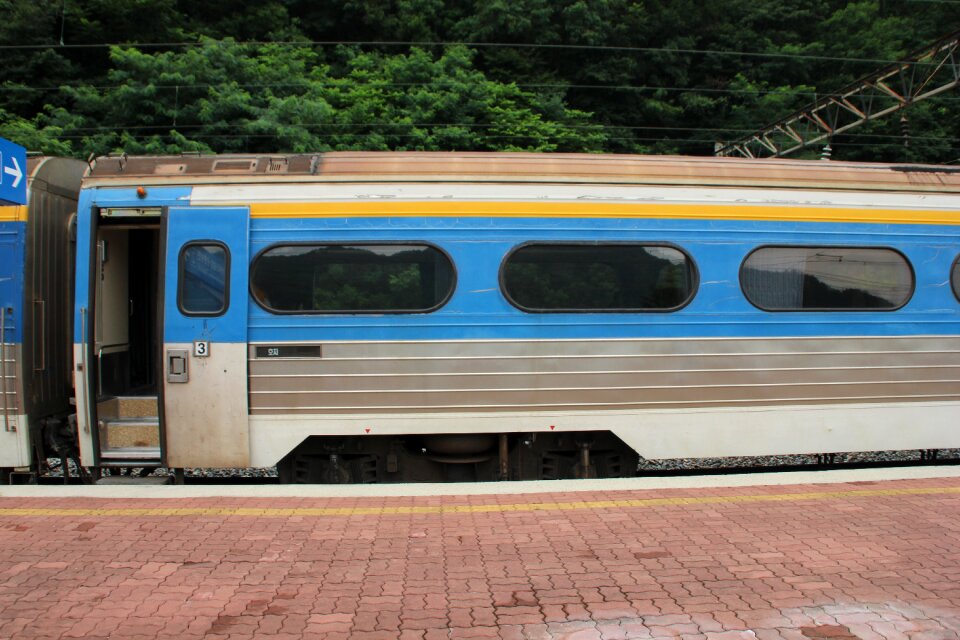 Coach shipping transport