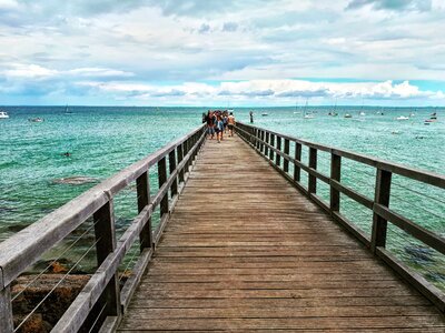 Pontoon blue cloud