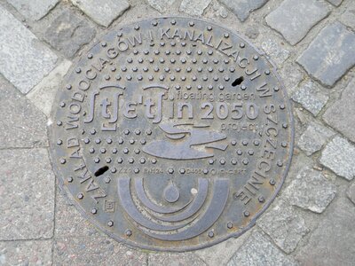 Manhole cover street