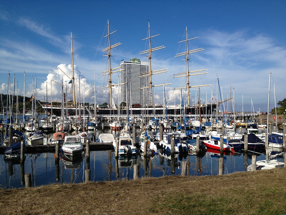 Maritime hotel four master