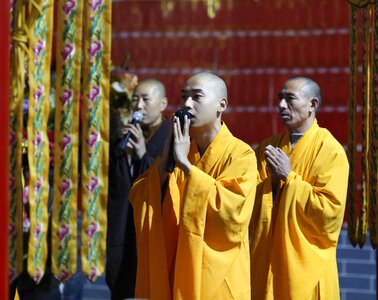 Chanting zheng guanyin temple buddhism photo