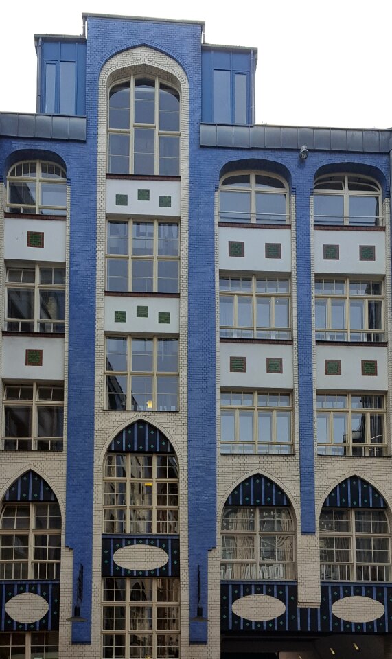 Facade building historically