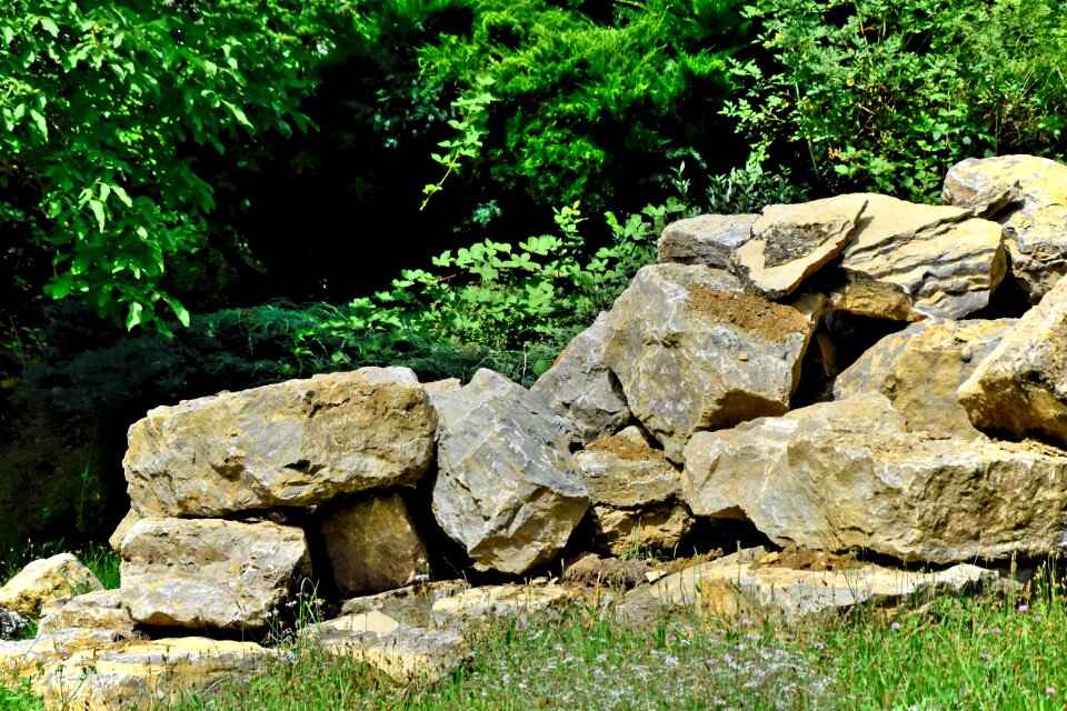 Crag bluff nature