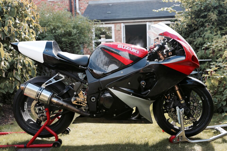 Motorbike transportation race
