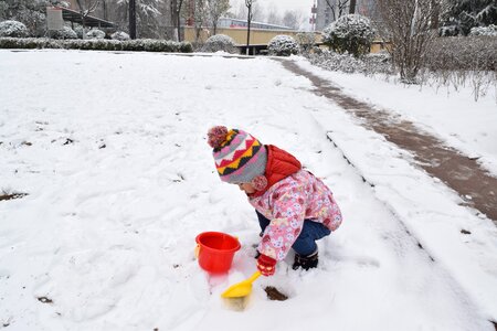 Snow children toys