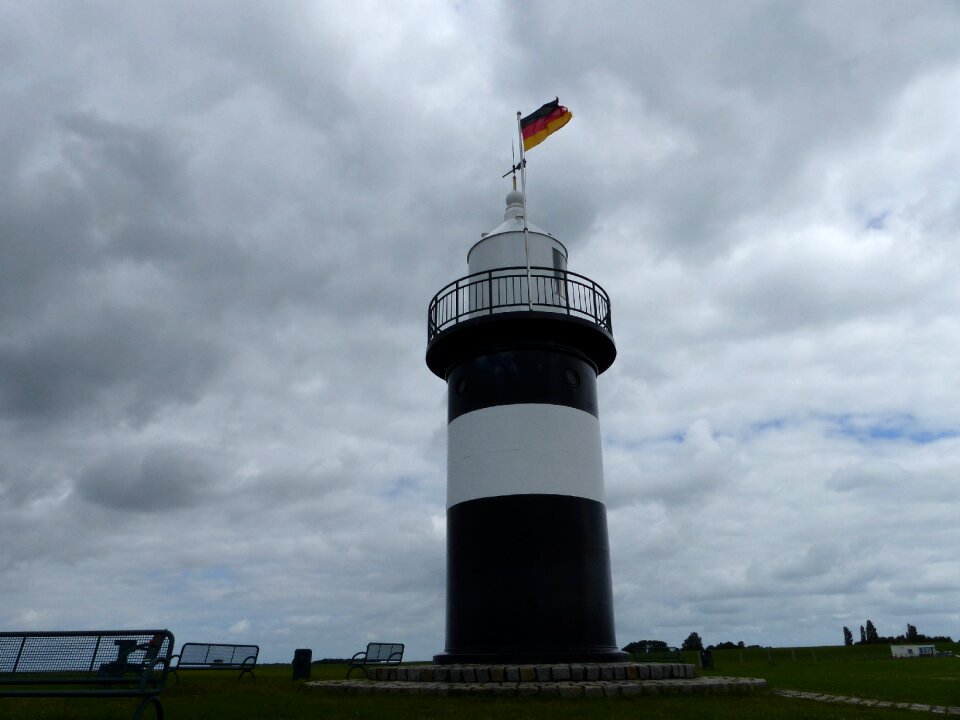 Lighthouse wremen north sea