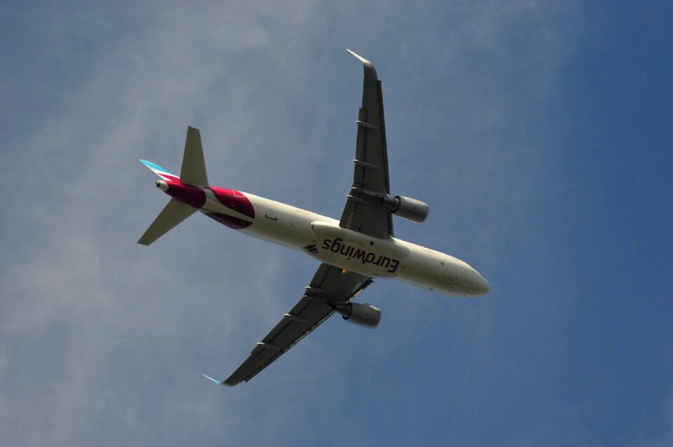 Flights airplanes