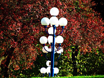 Foliage landscapes street lamp