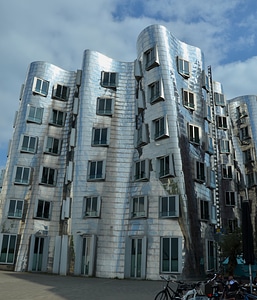 Modern building gehry