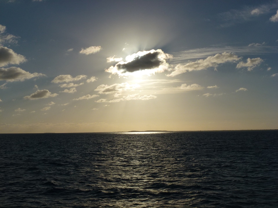 Cloudy horizon water
