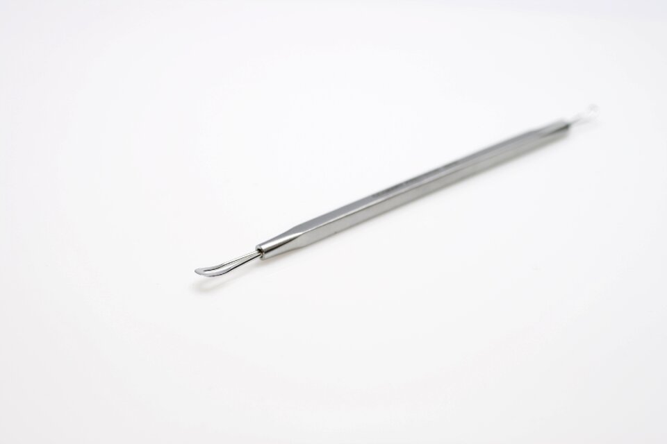 Acne acne extruder extruder wire