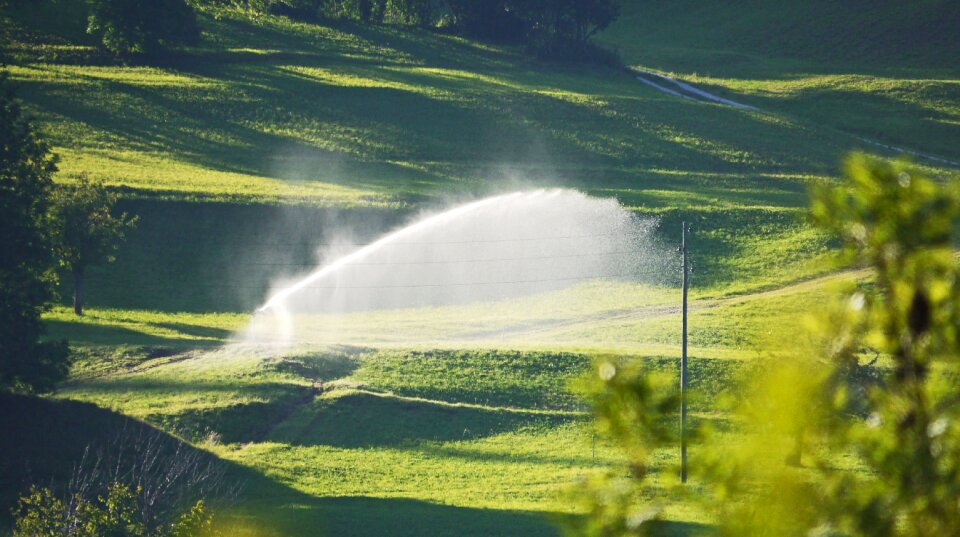 Mountains jetstrahl water